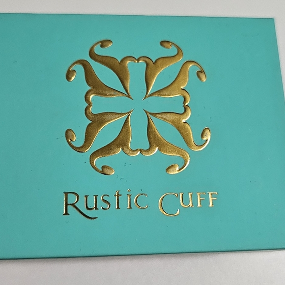 Rustic Cuff Set - Picture 3 of 3